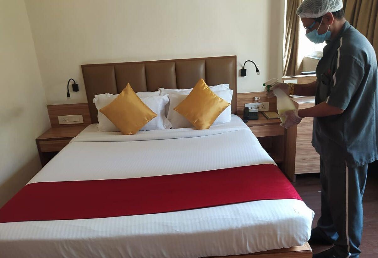 Hotel Plaza Mumbai Dış mekan fotoğraf