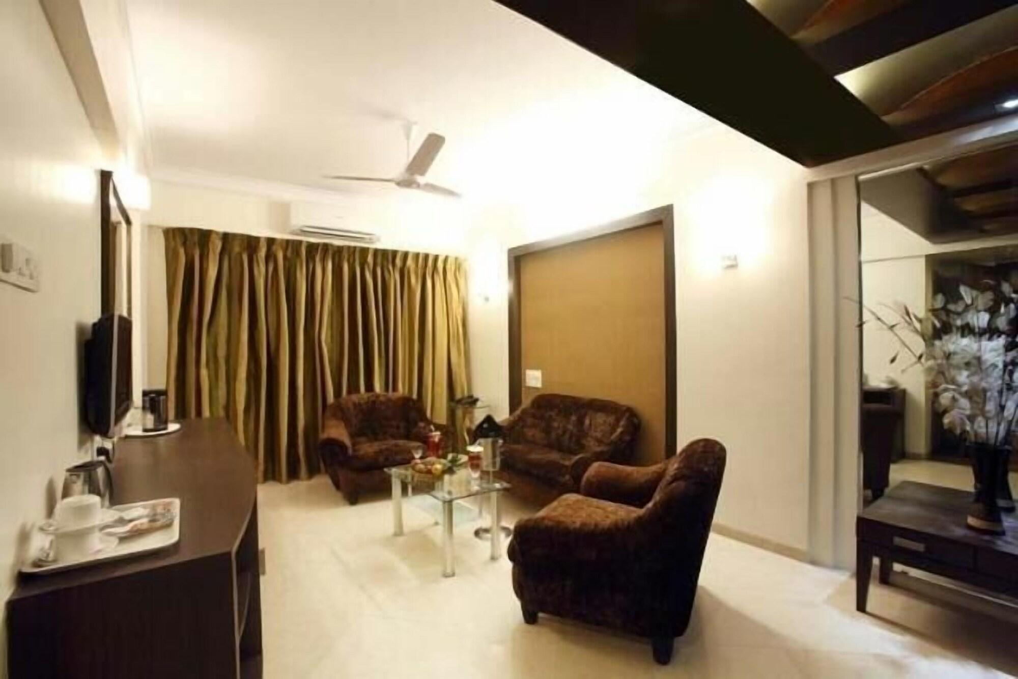 Hotel Plaza Mumbai Dış mekan fotoğraf